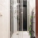 Green Residence アパート