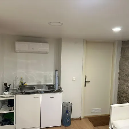 Green Residence アパート *